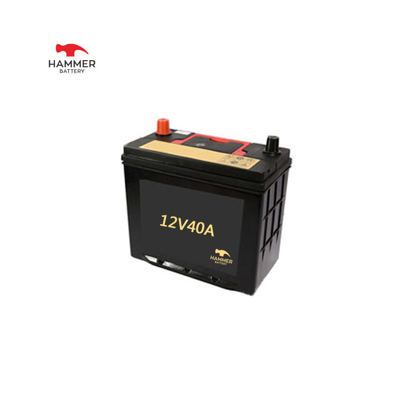 Autobatterie 12V40A.